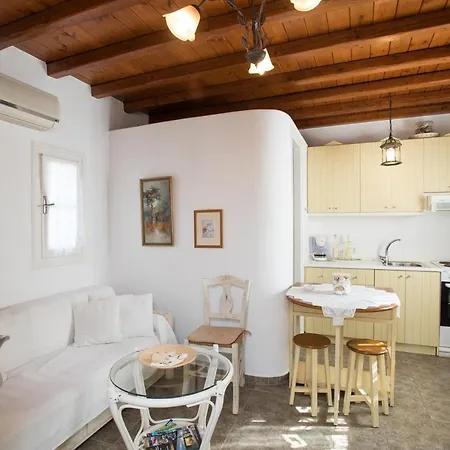 Holiday home Anemoessa Villas With Pool Mykonos Town